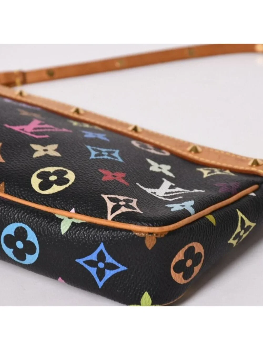 Louis Vuitton Pochette Accessoires Pouch Monogram Multicolor Black